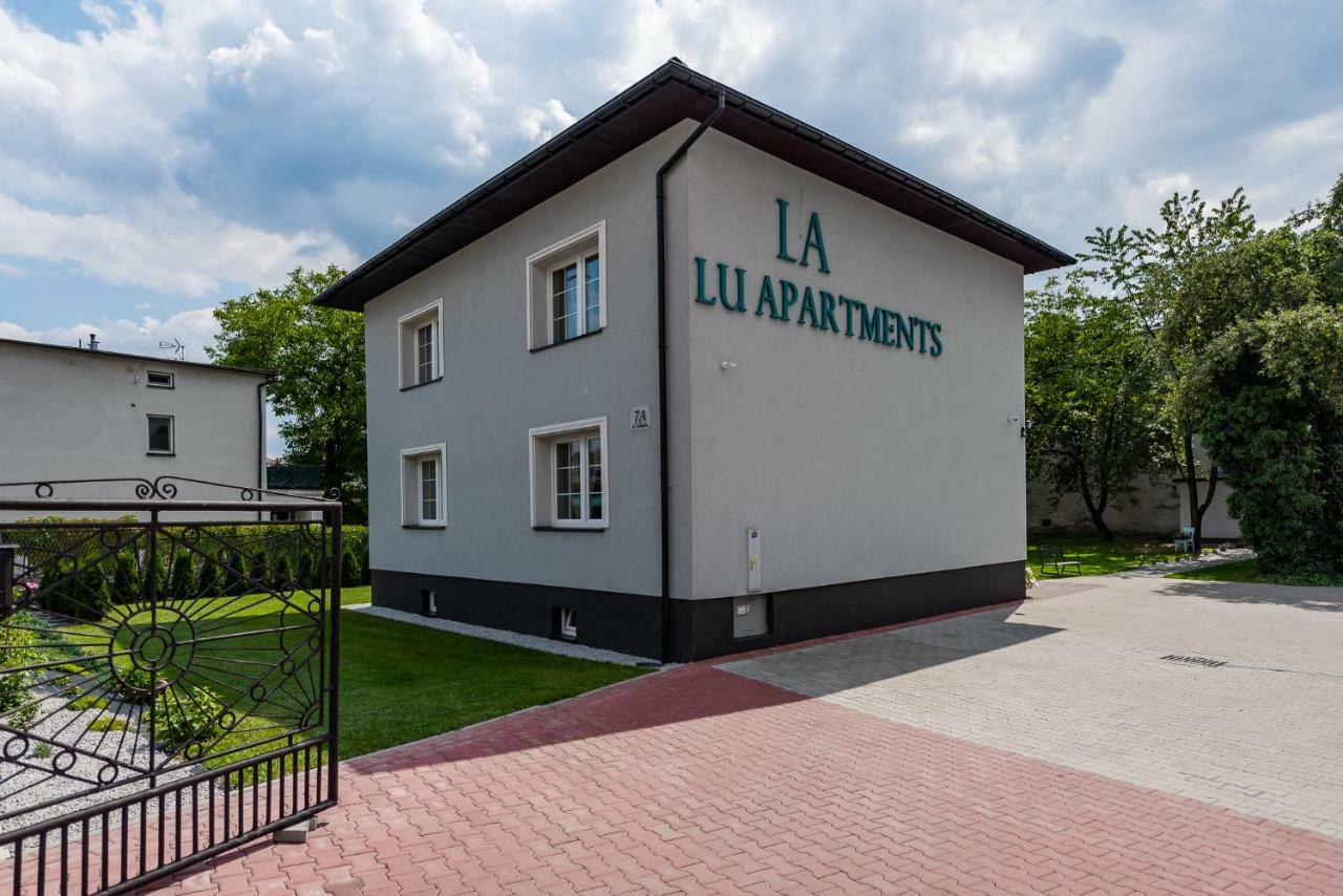 Lu Apartments Oświecim Exterior foto