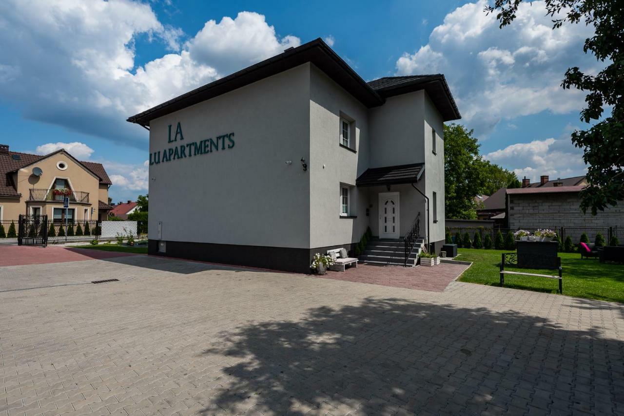Lu Apartments Oświecim Exterior foto